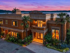 3639 W Mercer Way, Mercer Island WA 98040