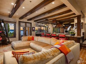 3639 W Mercer Way, Mercer Island WA 98040