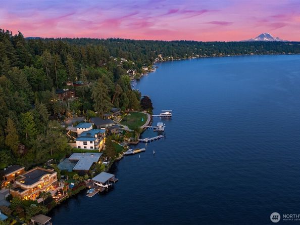 3639 W Mercer Way, Mercer Island WA 98040
