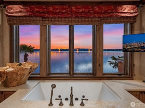 3639 W Mercer Way, Mercer Island WA 98040