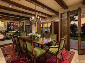 3639 W Mercer Way, Mercer Island WA 98040