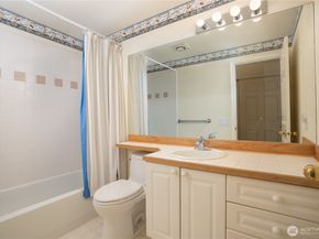 3800 NE Sunset Boulevard B101, Renton WA 98056