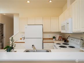 3800 NE Sunset Boulevard B101, Renton WA 98056