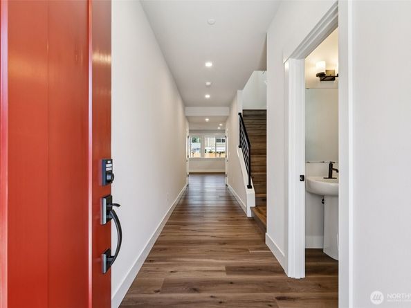 330 182ND Place SE, Bothell WA 98012