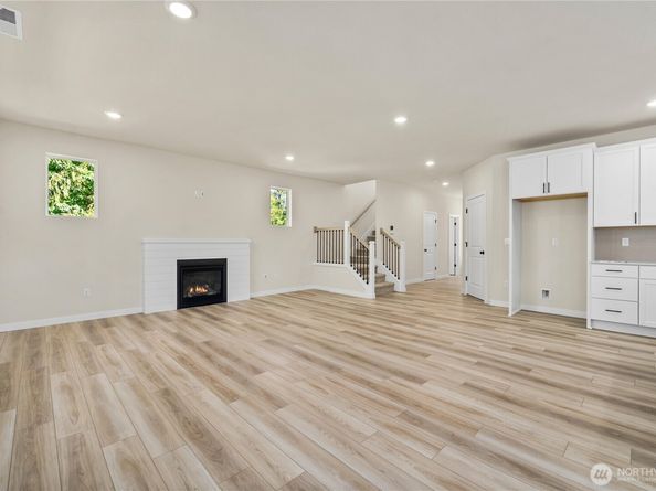 4503 S 328th Court, Auburn WA 98001