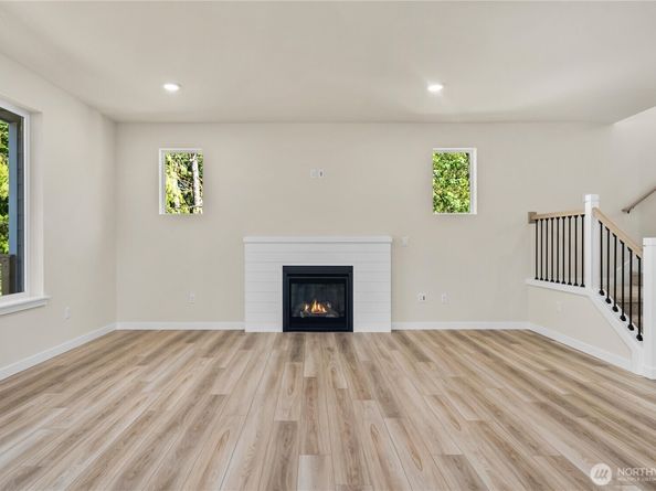 4503 S 328th Court, Auburn WA 98001