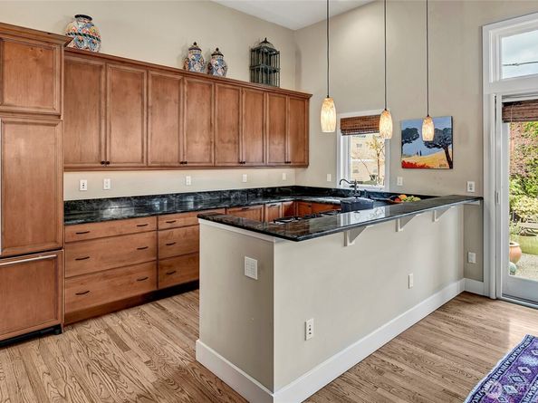 2031 42nd Avenue E, Seattle WA 98112