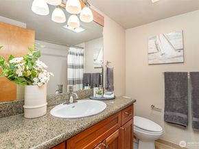 2423 8th Avenue N 101, Seattle WA 98109