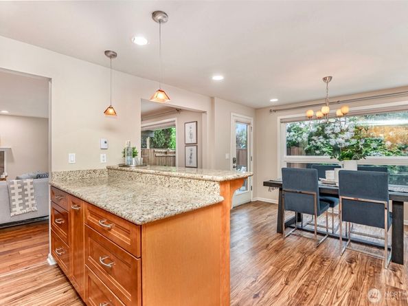 2423 8th Avenue N 101, Seattle WA 98109