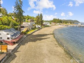 8609 E Caraway Road, Port Orchard WA 98366