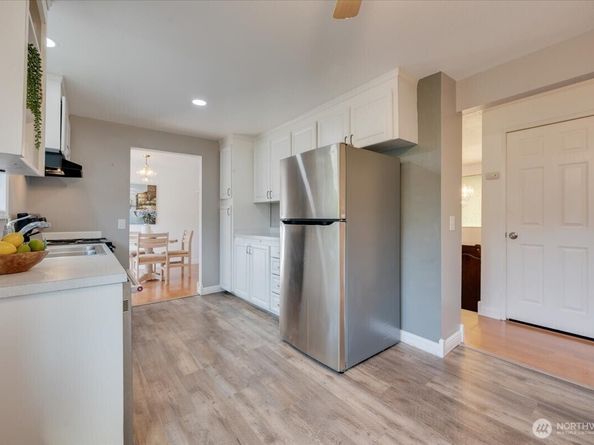 15121 3rd Avenue NE, Shoreline WA 98155