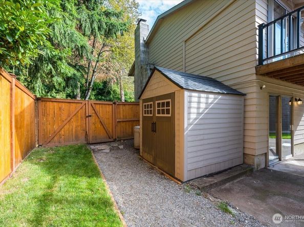 15121 3rd Avenue NE, Shoreline WA 98155