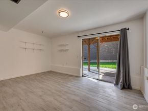 15121 3rd Avenue NE, Shoreline WA 98155