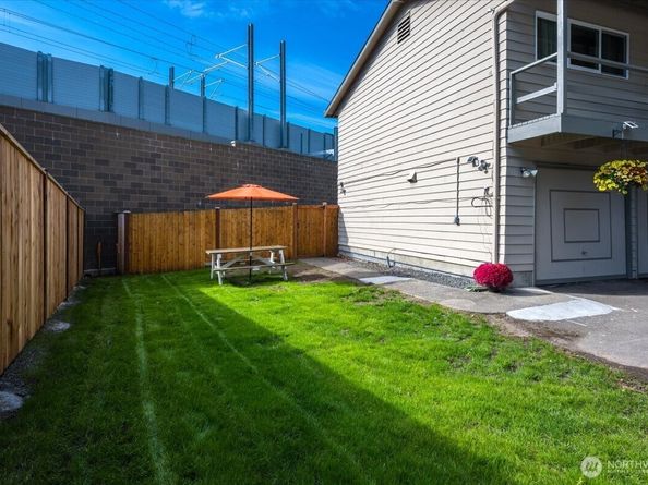 15121 3rd Avenue NE, Shoreline WA 98155