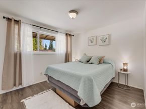 15121 3rd Avenue NE, Shoreline WA 98155