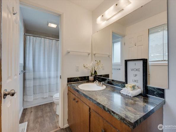 15121 3rd Avenue NE, Shoreline WA 98155