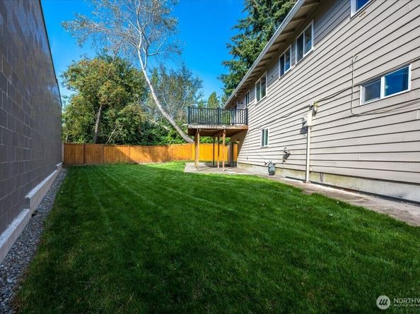 15121 3rd Avenue NE, Shoreline WA 98155
