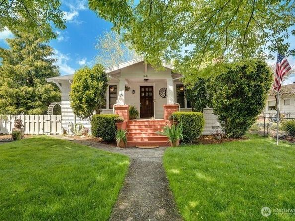 1027 E Main Street, Auburn WA 98002