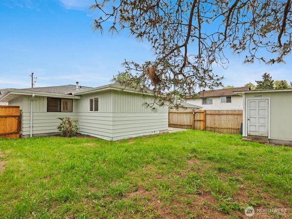 735 F Street NE, Auburn WA 98002