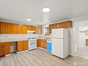 735 F Street NE, Auburn WA 98002
