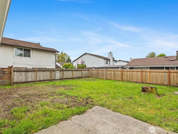 735 F Street NE, Auburn WA 98002