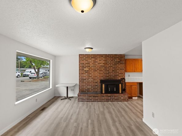 735 F Street NE, Auburn WA 98002