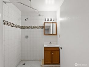 735 F Street NE, Auburn WA 98002