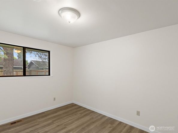 735 F Street NE, Auburn WA 98002