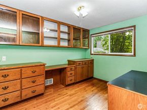 15729 Larch Way, Lynnwood WA 98087