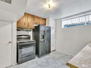 7351 32nd Avenue SW, Seattle WA 98126