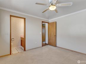 7351 32nd Avenue SW, Seattle WA 98126