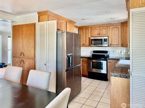 7351 32nd Avenue SW, Seattle WA 98126