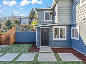6968 24th Avenue SW, Seattle WA 98106