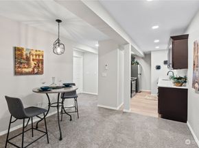 6968 24th Avenue SW, Seattle WA 98106