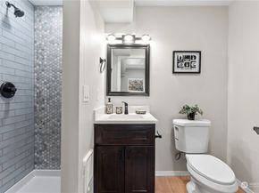 6968 24th Avenue SW, Seattle WA 98106