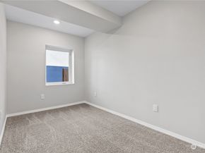 6968 24th Avenue SW, Seattle WA 98106