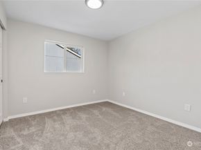 6968 24th Avenue SW, Seattle WA 98106