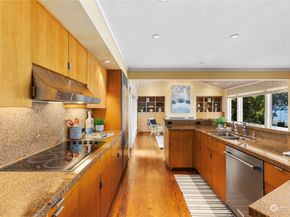 1040 N Park Drive, Everett WA 98203