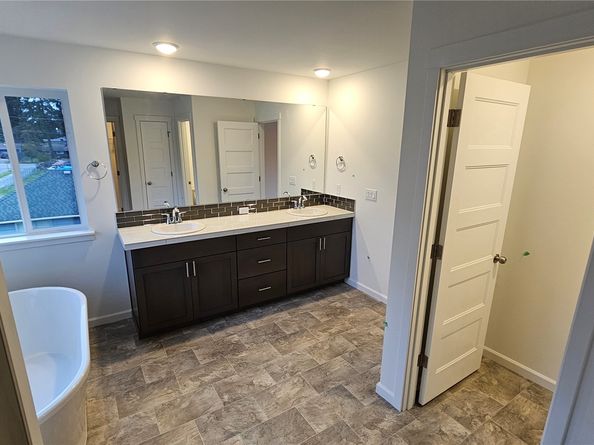 27026 30th Place S 30, Kent WA 98032