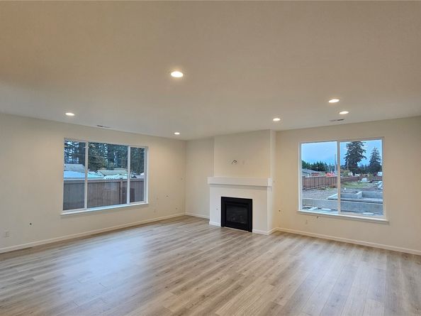27026 30th Place S 30, Kent WA 98032
