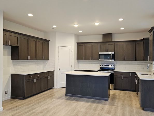 27026 30th Place S 30, Kent WA 98032