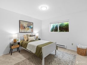 762 Hayes Street 18, Seattle WA 98109