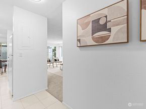 762 Hayes Street 18, Seattle WA 98109