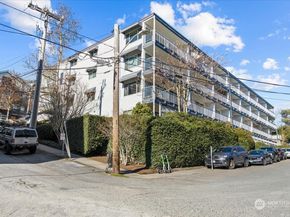 762 Hayes Street 18, Seattle WA 98109
