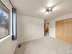 1302 3rd Street SE 1, Auburn WA 98002