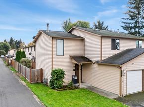 1302 3rd Street SE 1, Auburn WA 98002