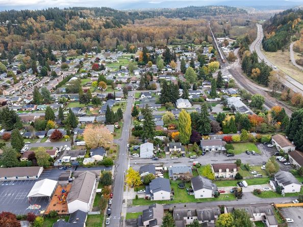 1302 3rd Street SE 1, Auburn WA 98002