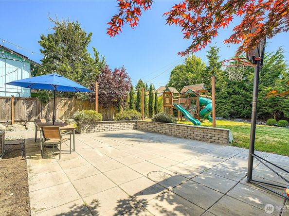 9544 3rd Avenue NW, Seattle WA 98117