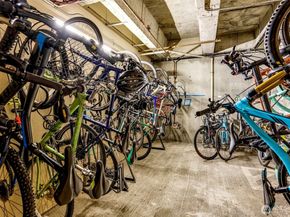 275 W Roy Street 319, Seattle WA 98119