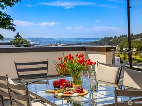 2808 14th Avenue W B, Seattle WA 98119